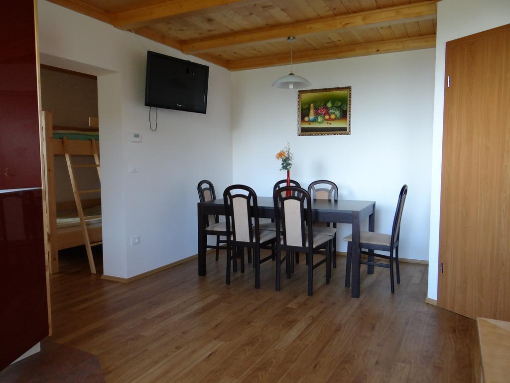 Apartments Trebusak Laze v Tuhinju Kültér fotó