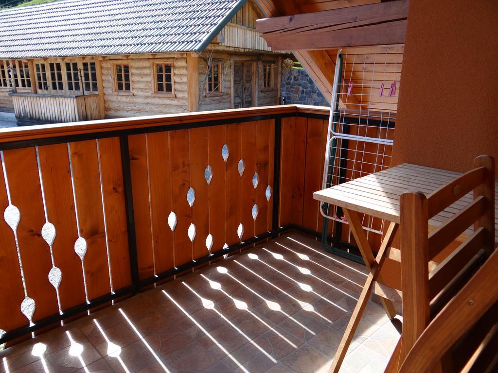 Apartments Trebusak Laze v Tuhinju Kültér fotó