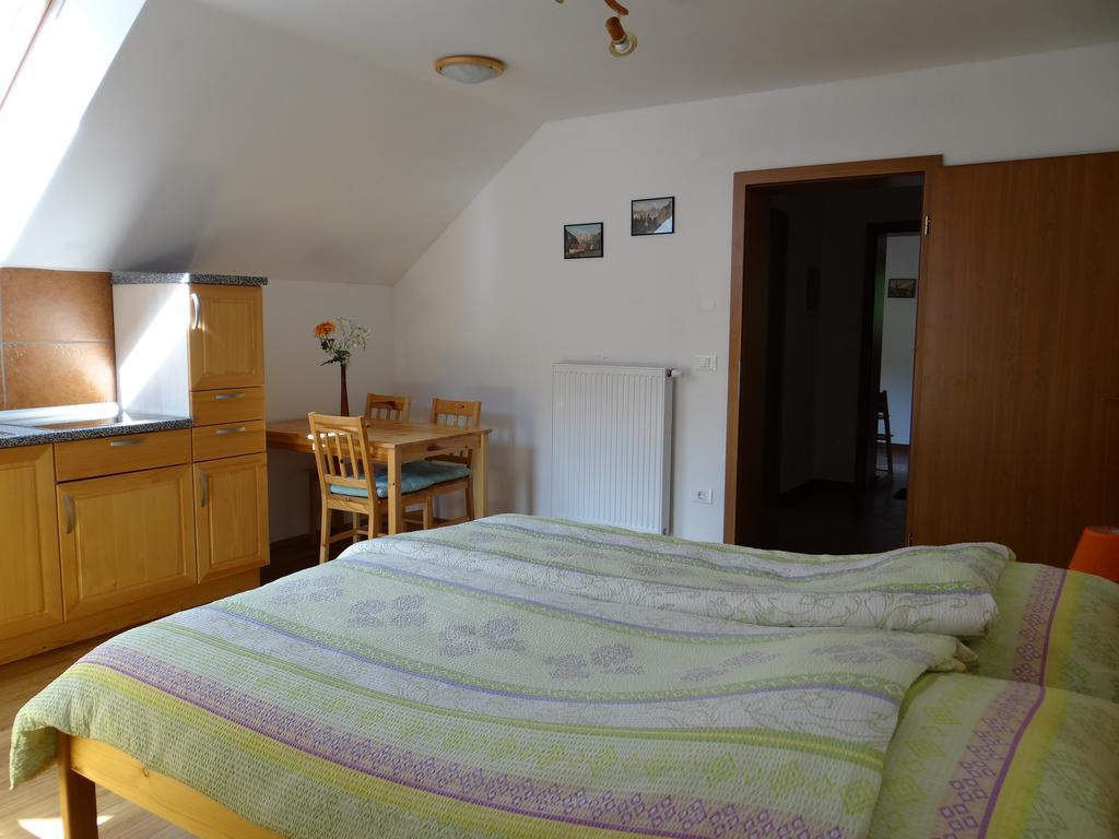 Apartments Trebusak Laze v Tuhinju Kültér fotó